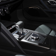 アウディ R8 V10プラス（東京モーターショー15）