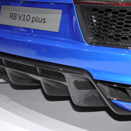 アウディ R8 V10プラス（東京モーターショー15）