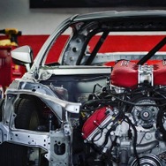 トヨタ 86 にフェラーリV8エンジン移植プロジェクト