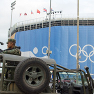 リオデジャネイロ五輪市内で立哨する軍人（2016年8月3日）