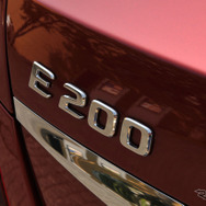 メルセデスベンツ E200アバンギャルド スポーツ［写真蔵］
