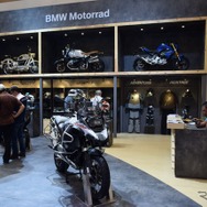 BMWモトラッドのブース（インドネシアオートショー 16）