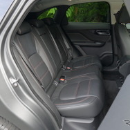 ジャガー F-PACE 20d PRESTIGE