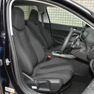 プジョー 308SW アリュール BlueHDi