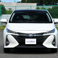 トヨタ プリウスPHV 新型
