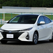 トヨタ プリウスPHV 新型
