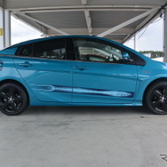 トヨタ自動車 新型プリウスPHV
