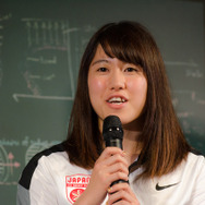 アイスホッケー女子日本代表チーム「スマイルジャパン」の小西あかね（2016年8月29日）