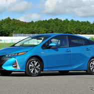 トヨタ プリウスPHV 新型