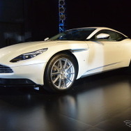 アストンマーティン DB11