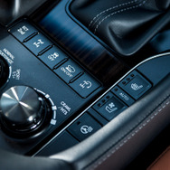 レクサス LX570