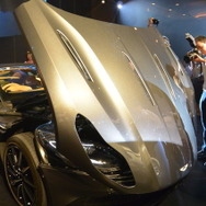 アストンマーティン DB11