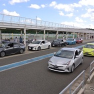 トヨタ プリウスPHV 新型