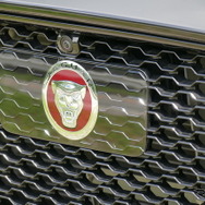 ジャガー F-PACE S