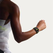 アップル＆ナイキ、ランナー向け「Apple Watch Nike+」発表