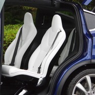 テスラ モデルX
