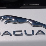 ジャガー F-PACE