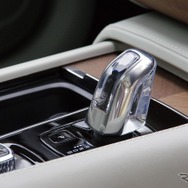 ボルボ XC90 T8 Twin Engine AWD Inscription
