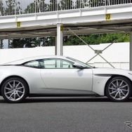 アストンマーティン DB11
