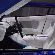 GLM G4（パリモーターショー16）