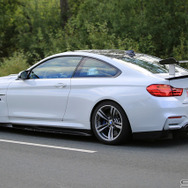 BMW M4 GT4スクープ写真