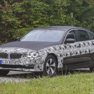 BMW 5シリーズPHEVスクープ写真