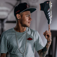 ナイキ、NJR×JORDANコレクションからホワイトカラー限定発売