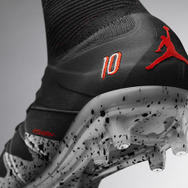 ナイキ、NJR×JORDANコレクションからホワイトカラー限定発売