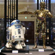 (C) Disney (C) & TM Lucasfilm Ltd. (C) 2015 Lucasfilm Ltd. & TM. All Rights Reserved.