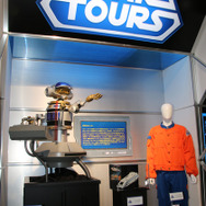 (C) Disney (C) & TM Lucasfilm Ltd. (C) 2015 Lucasfilm Ltd. & TM. All Rights Reserved.