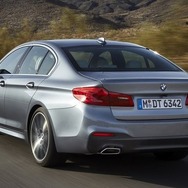 新型BMW 5シリーズ セダンの540i