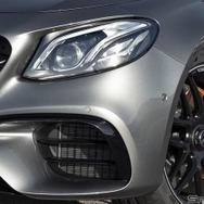 メルセデス　AMG E63 S