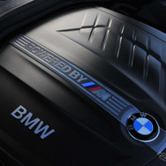 【BMW M2】800万円を切るM---コンパクトなボディが日本の道路にマッチ［写真蔵］