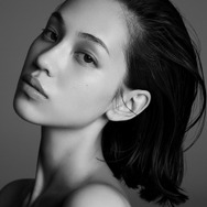 水原希子