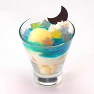 カフェエリア ザ サン「星空パフェ」。