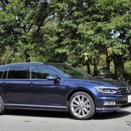 VWパサートヴァリアント2.0TSI R-Line