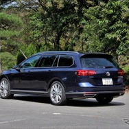 VWパサートヴァリアント2.0TSI R-Line