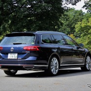 VWパサートヴァリアント2.0TSI R-Line
