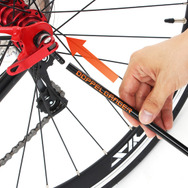持ち運べる着脱可能な自転車スタンド「クイックスタンド」