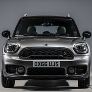 MINI クロスオーバー 新型のPHV