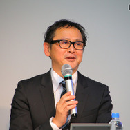 質疑応答に答える岩手医科大学歯学部の佐藤和朗教授（口腔保健育成学講座歯科矯正学分野）