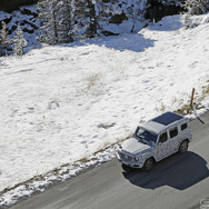 メルセデスゲレンデ次世代型、絶景の雪山を登った！
