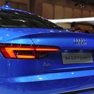アウディ A4（東京モーターショー15）