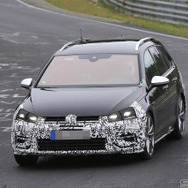 VW ゴルフ　ヴァリアント　Rスクープ写真