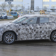 BMW X2市販型　スクープ写真