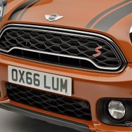 MINIクロスオーバー新型