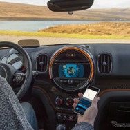 MINI クロスオーバー 新型のMINIコネクテッド