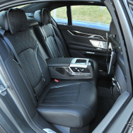 【BMW 740e iパフォーマンス Mスポーツ】フラッグシップに追加されたプラグインハイブリッド［写真蔵］