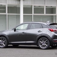 マツダ CX-3 改良新型（掲載車両はプロトタイプのため量産車と一部仕様が異なる場合あり）