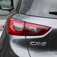 マツダ CX-3 改良新型（掲載車両はプロトタイプのため量産車と一部仕様が異なる場合あり）